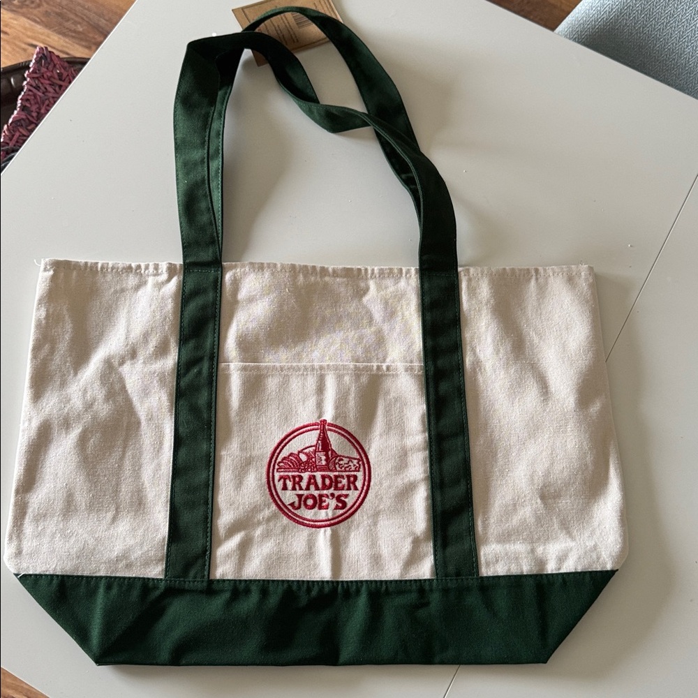 Trader Joe's Cream and Green Tote Bag - Picture 6 of 6
